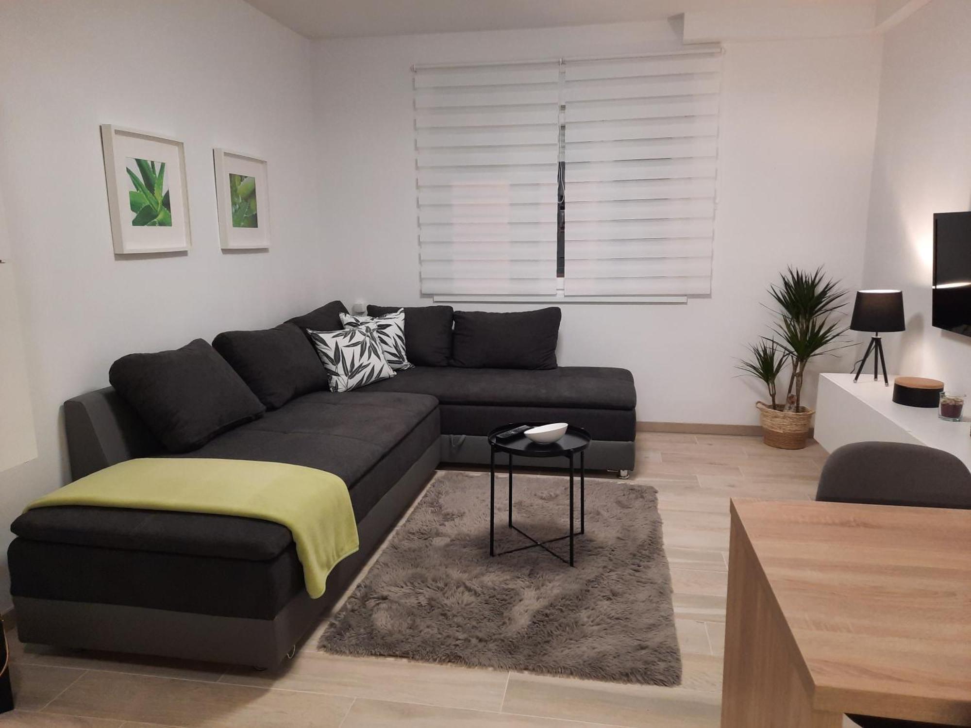 Apartments Kraljic Крк Екстер'єр фото
