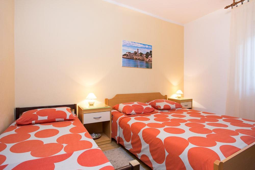 Apartments Kraljic Крк Екстер'єр фото