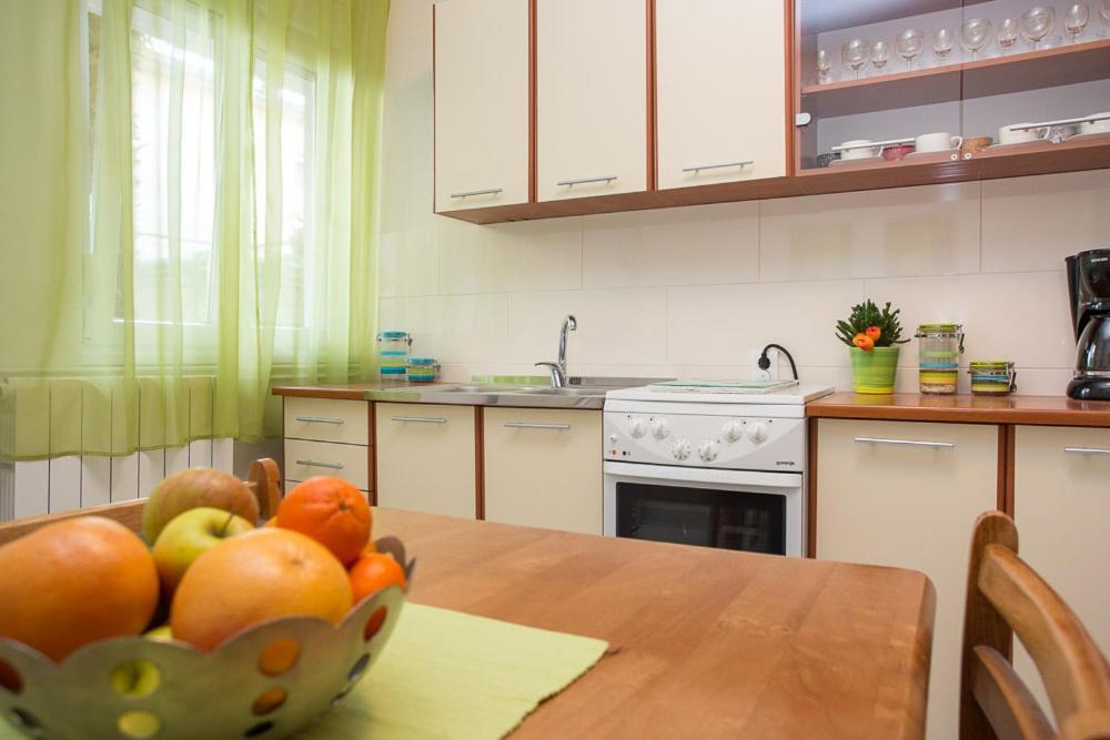 Apartments Kraljic Крк Екстер'єр фото